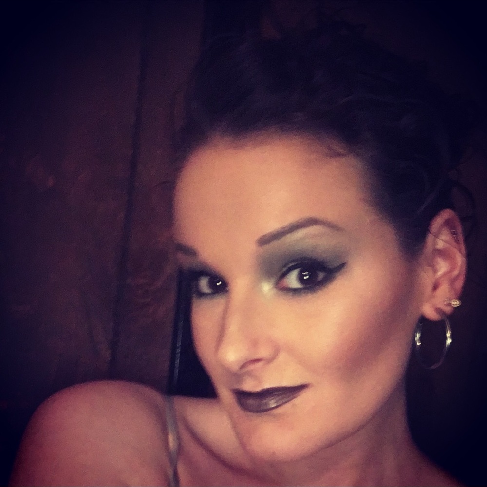 Meet your Posher, Tracy